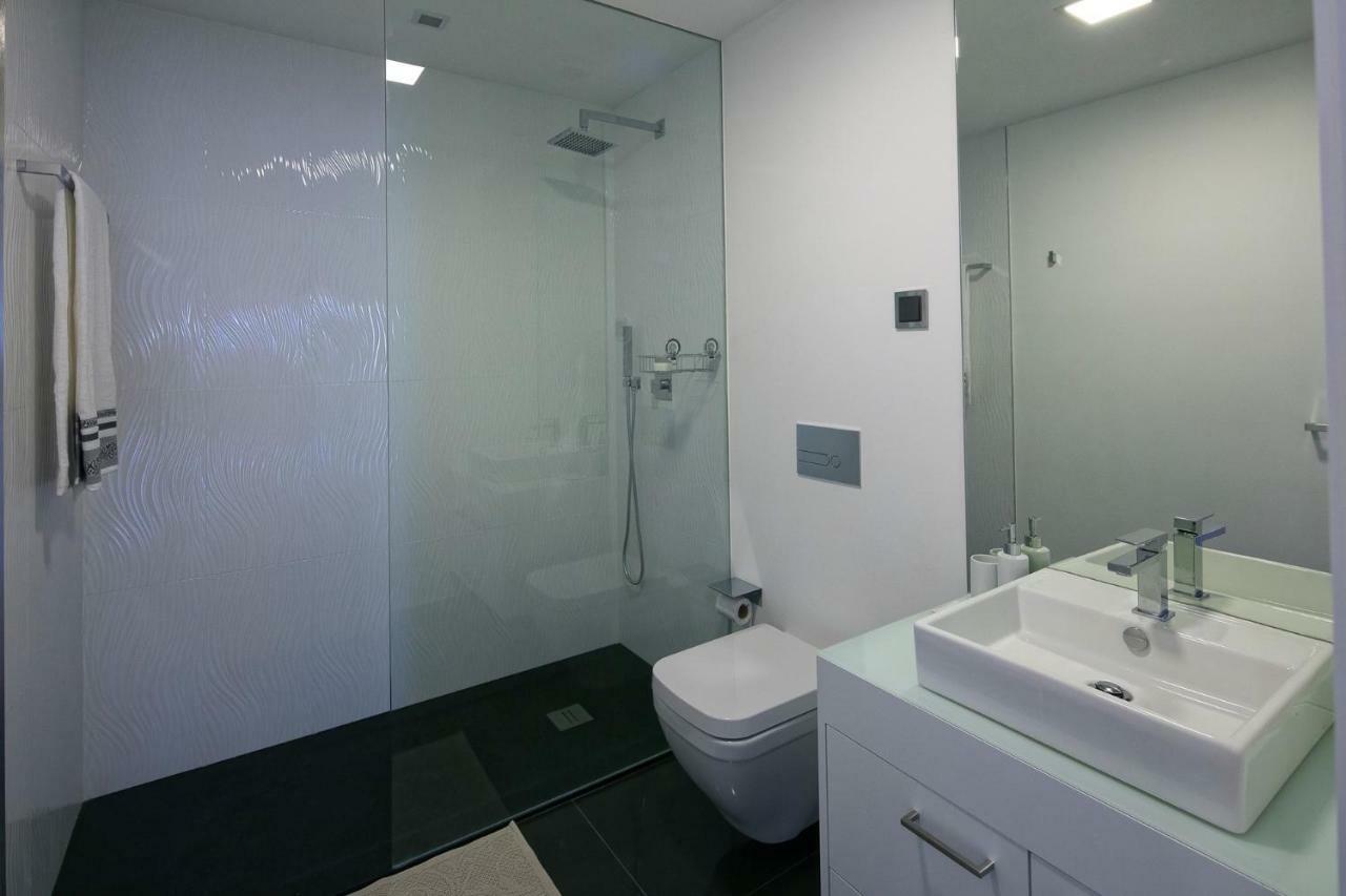 Spacious Luxury Holiday Apartment With A Great View, Funchal, Free Wifi And Parking Экстерьер фото