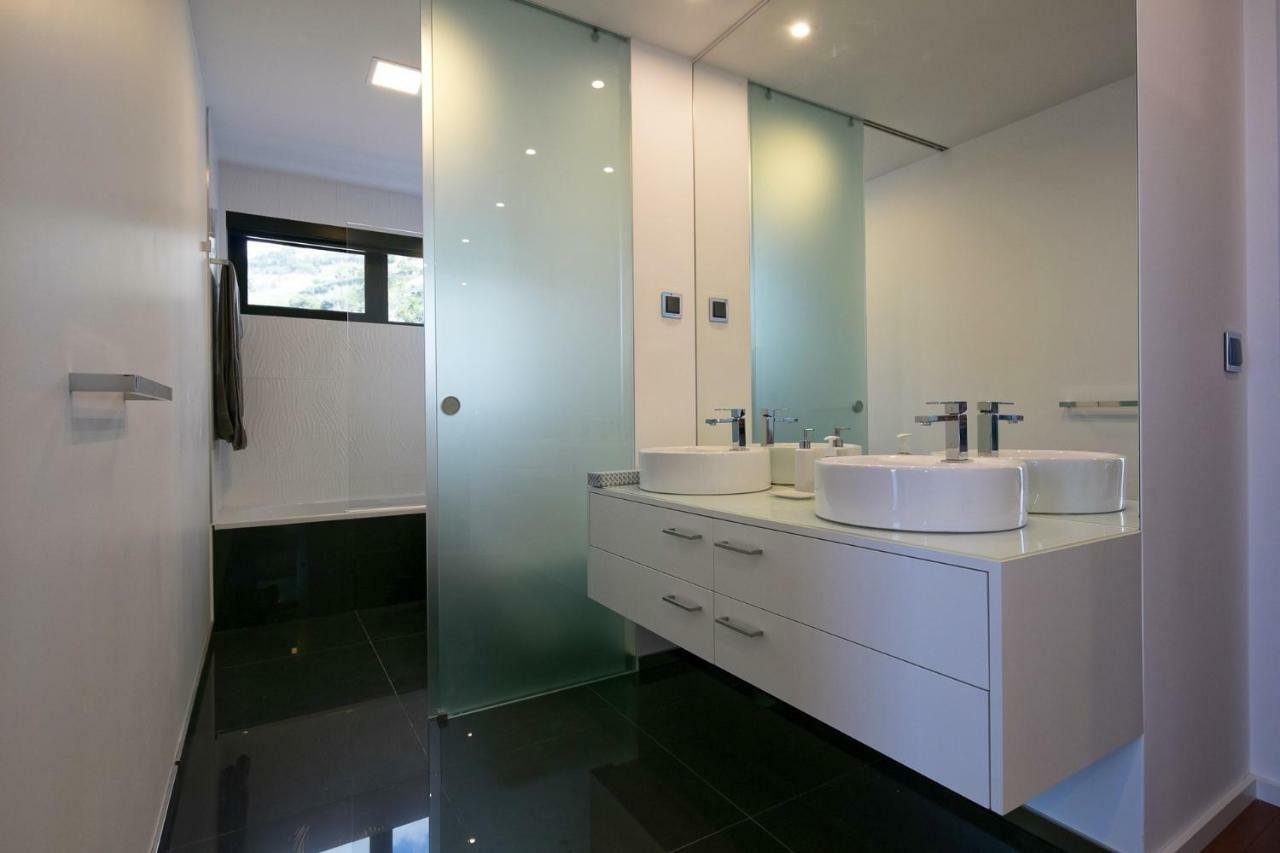 Spacious Luxury Holiday Apartment With A Great View, Funchal, Free Wifi And Parking Экстерьер фото